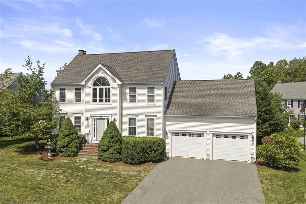 14 Orchard Ln