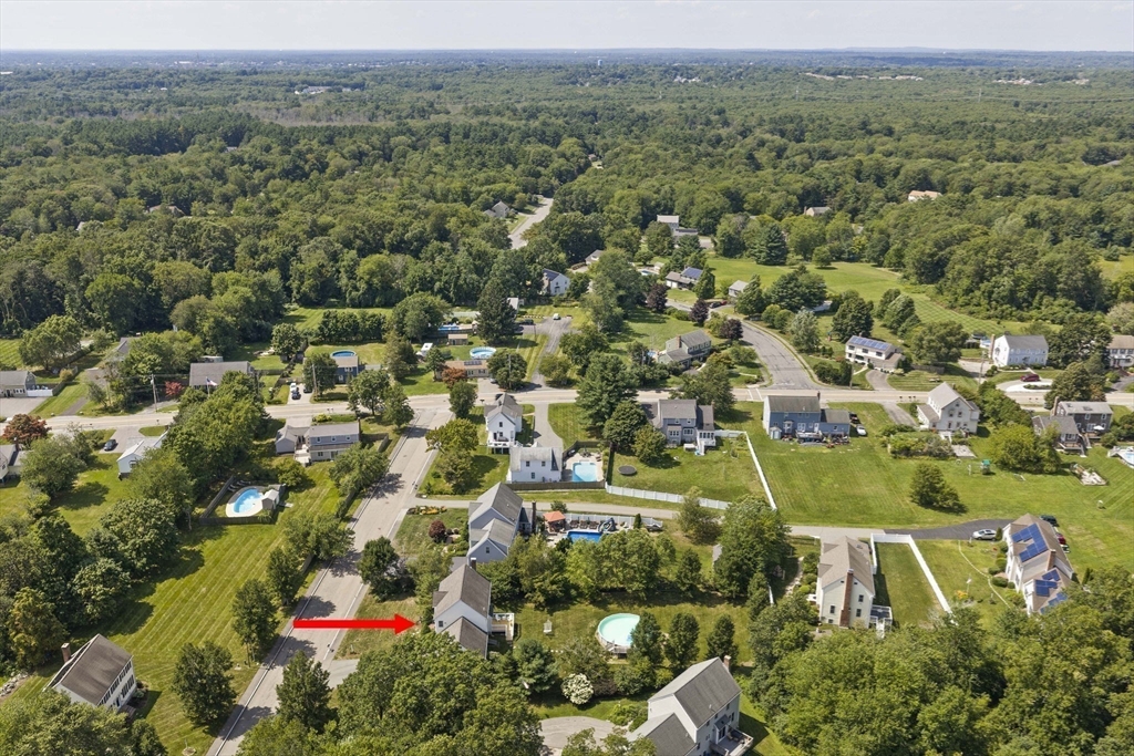 14 Orchard Ln