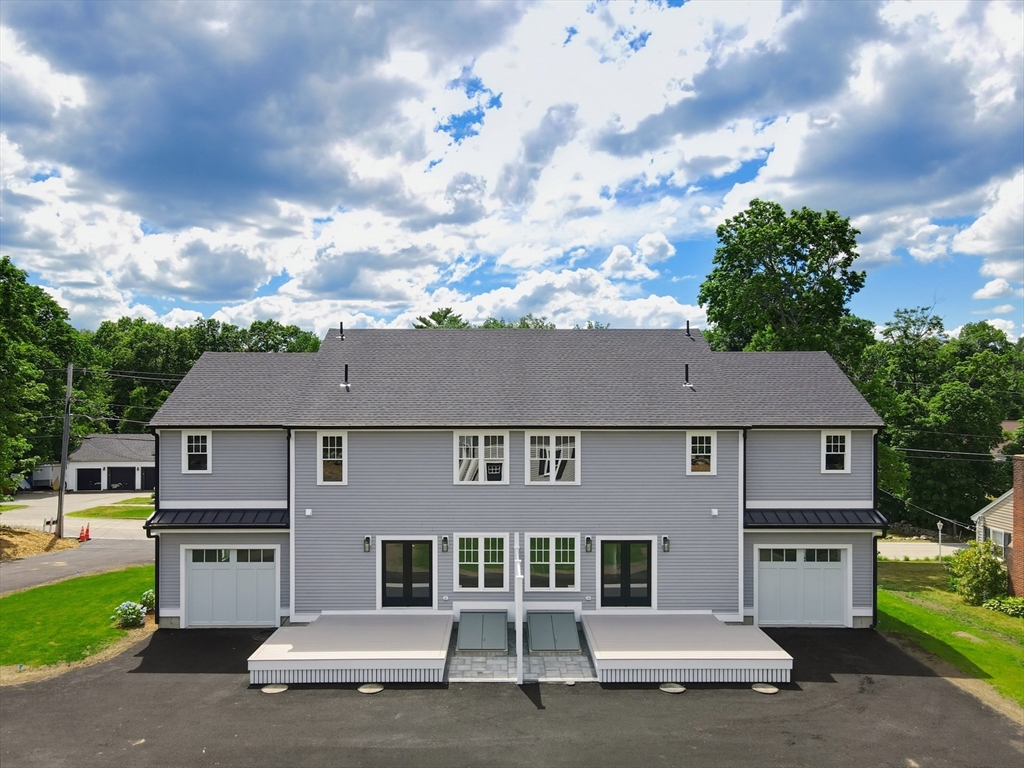 37 Poquanticut Ave # 37