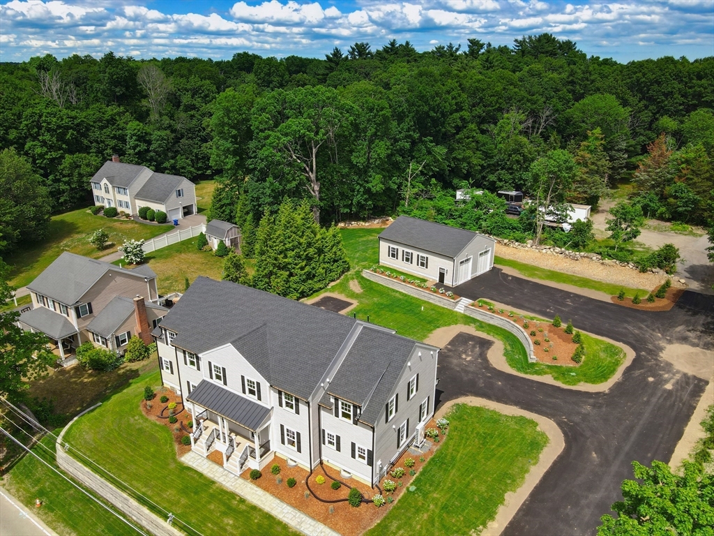 35 Poquanticut Ave # 35