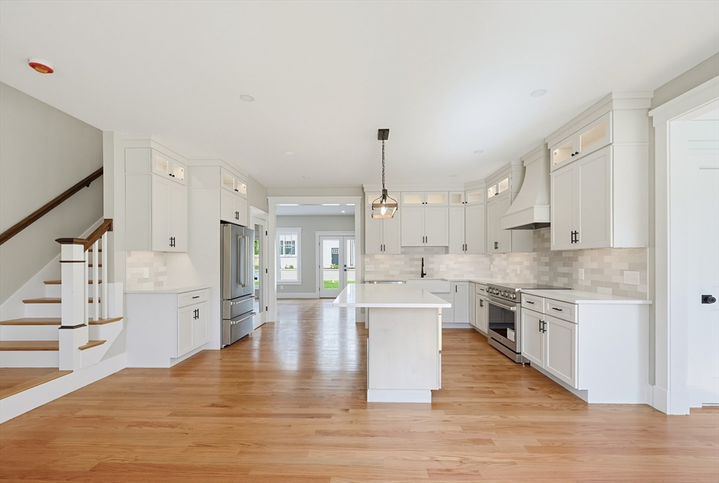 35 Poquanticut Ave # 35