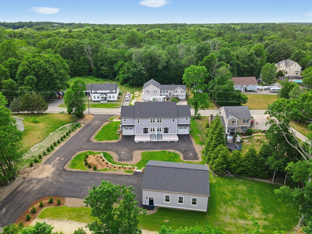 35 Poquanticut Ave # 35