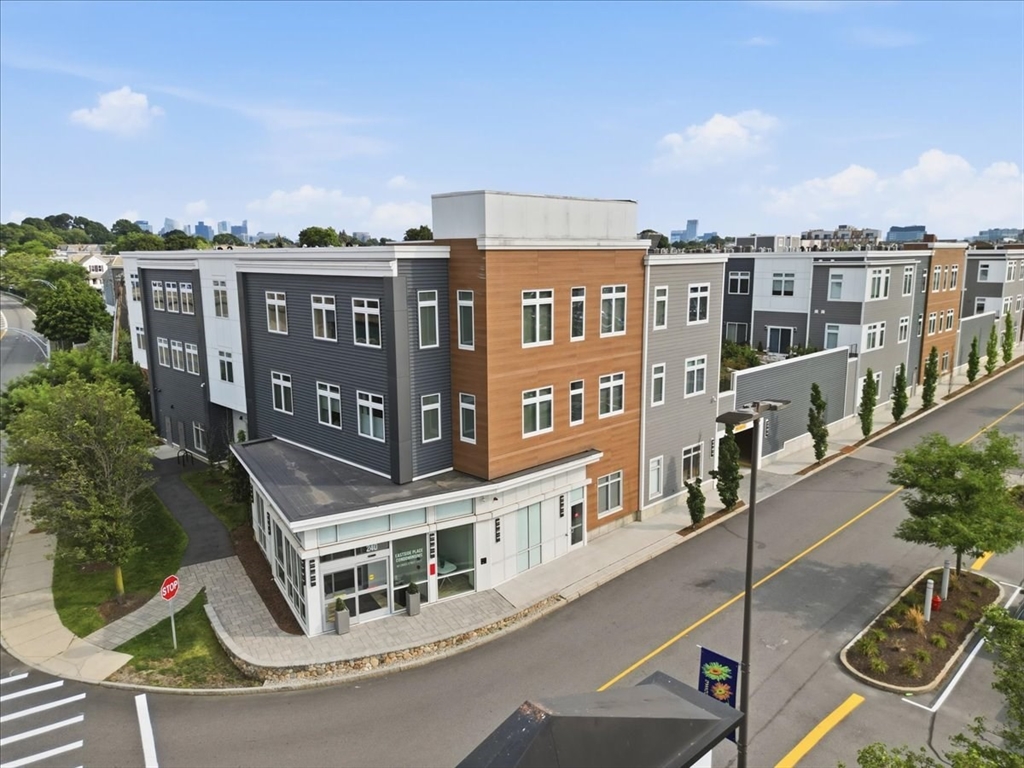 60 Cross Street E # 319
