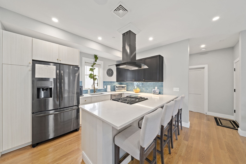 64 Armandine Street # 2