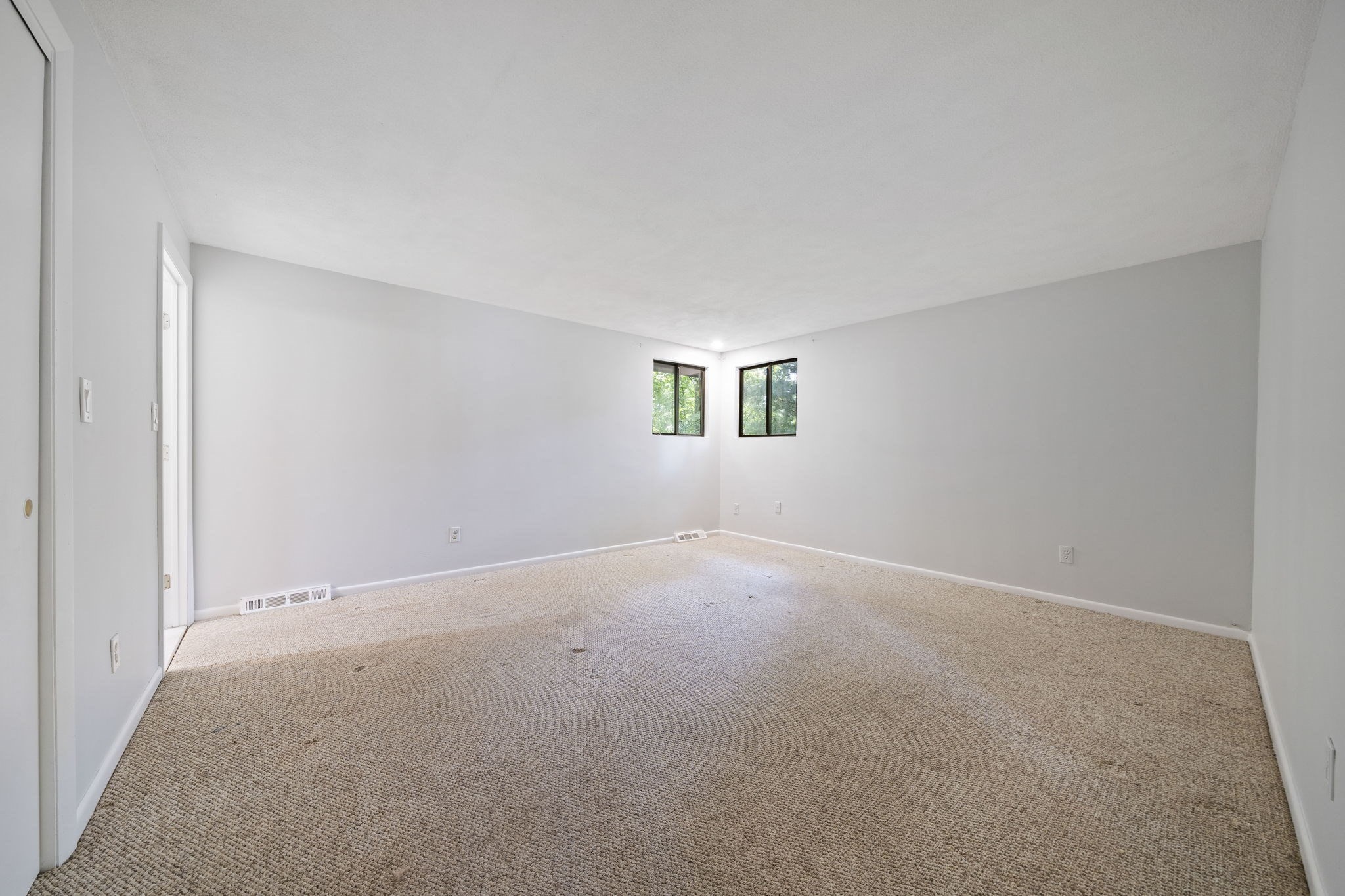 26 Cedarcrest Rd