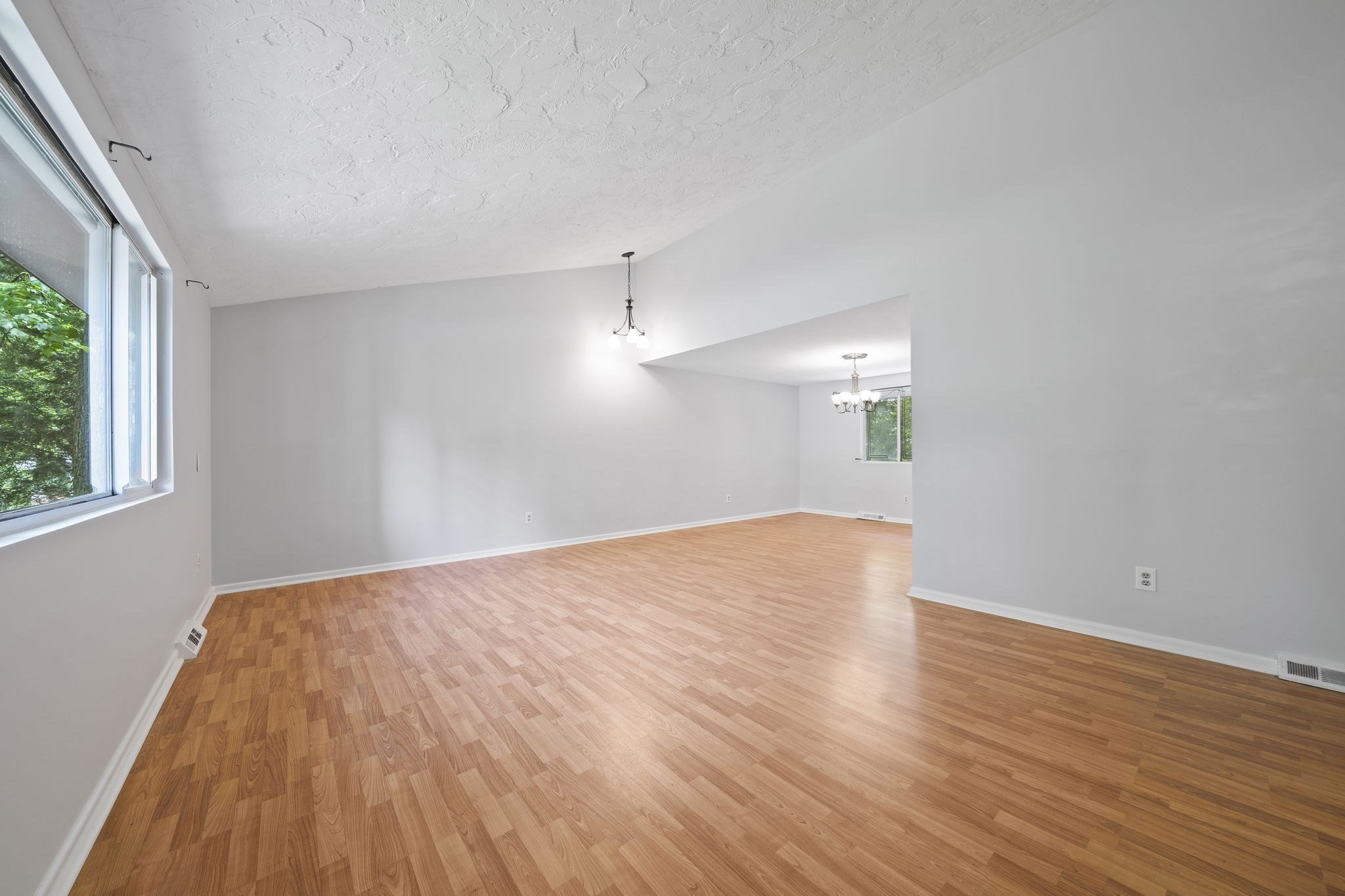 26 Cedarcrest Rd
