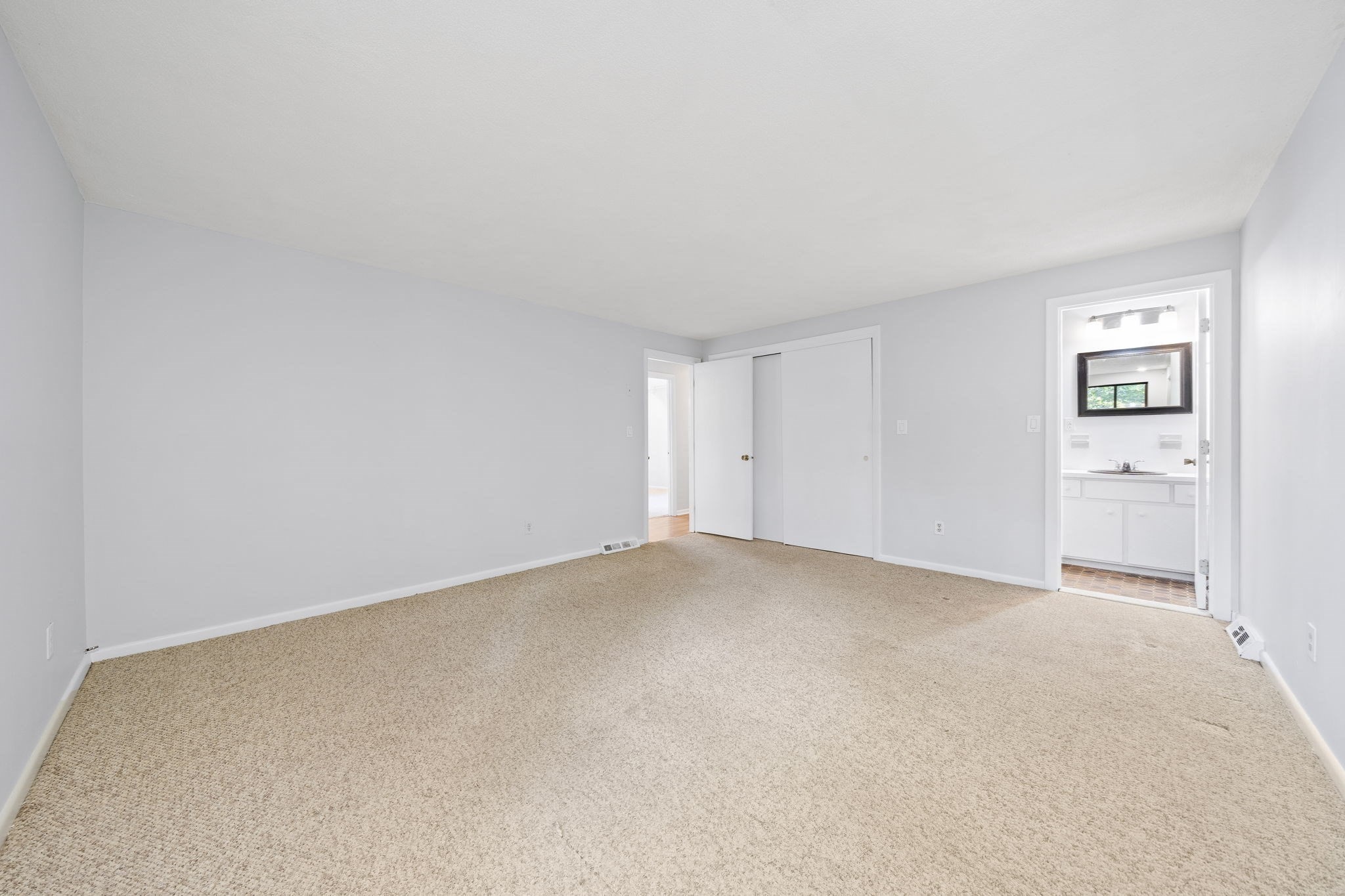 26 Cedarcrest Rd