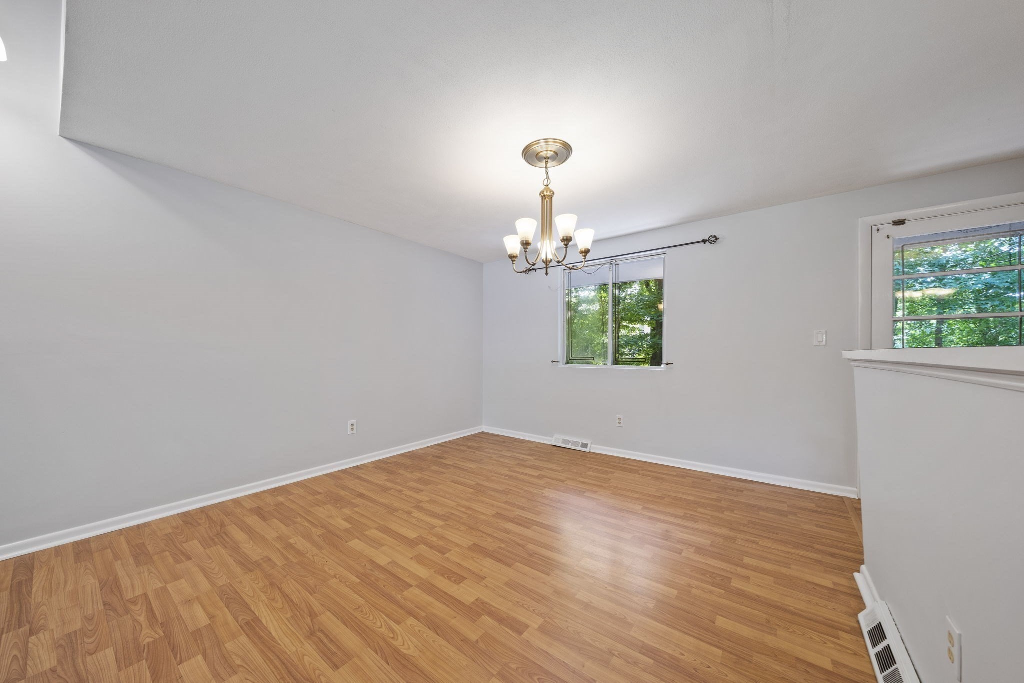26 Cedarcrest Rd