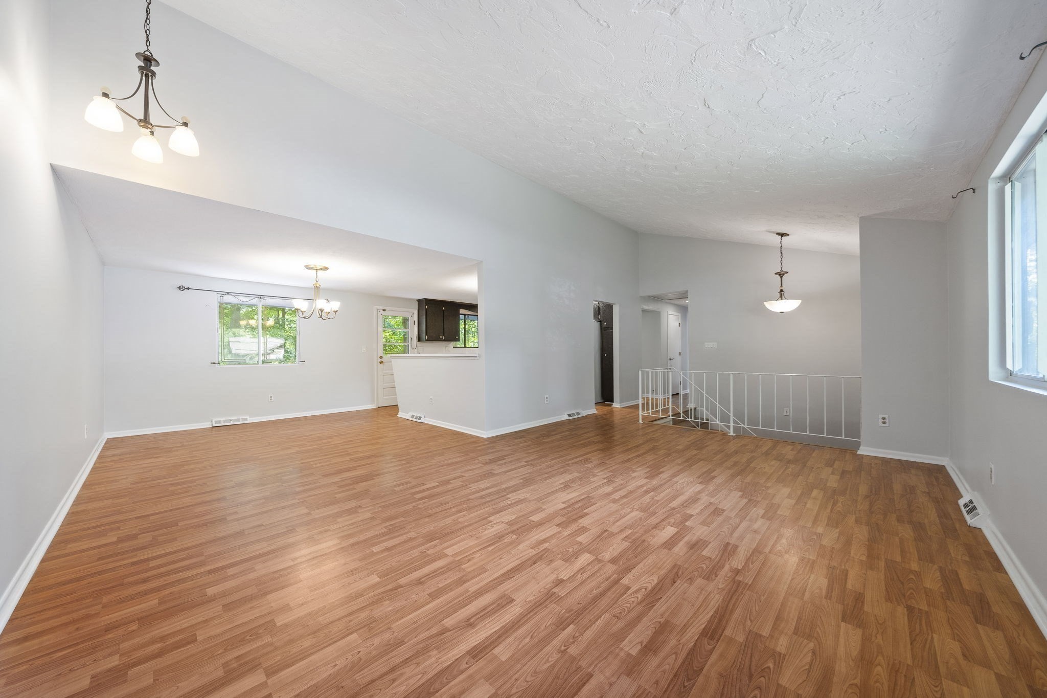 26 Cedarcrest Rd