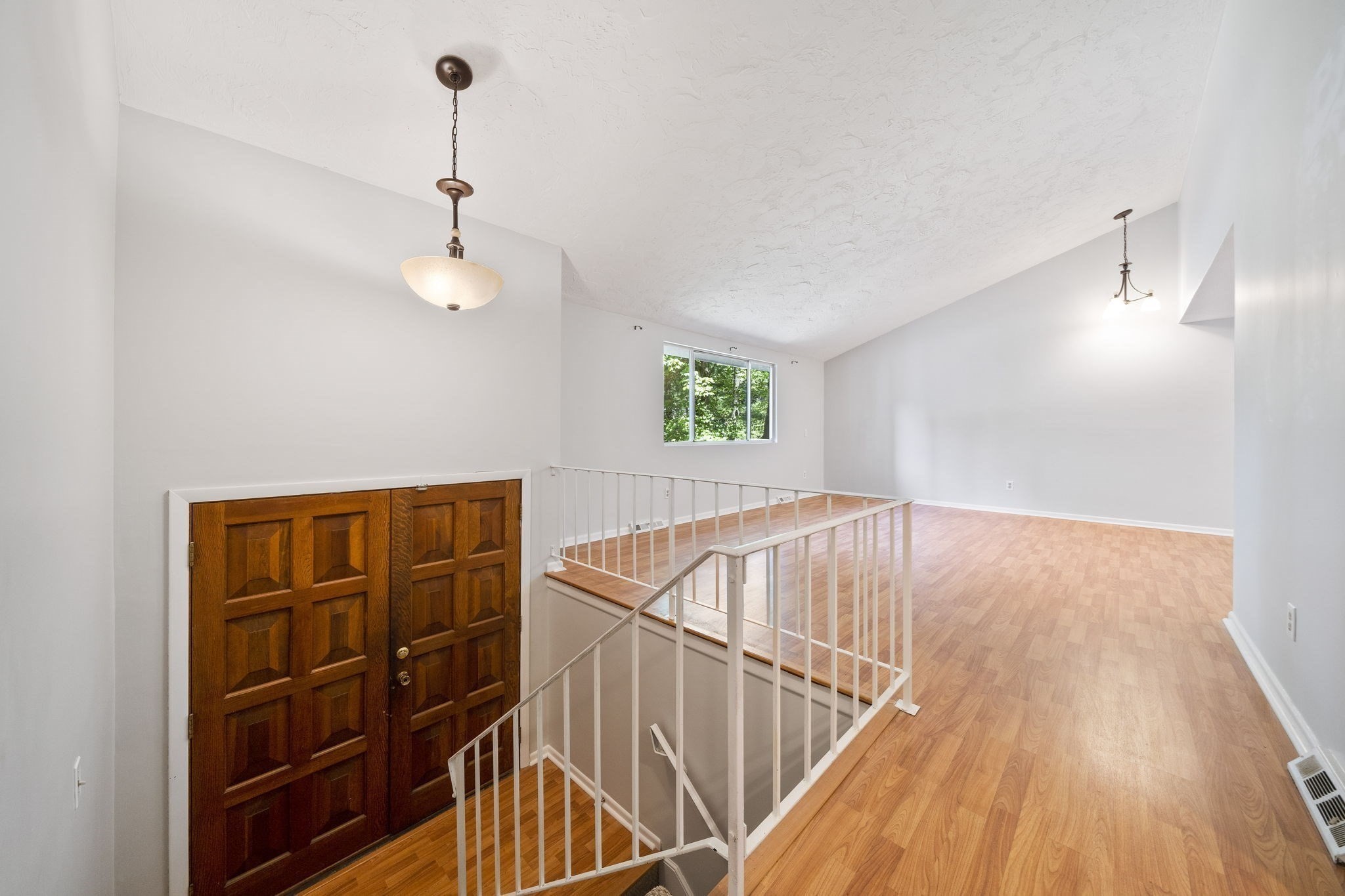 26 Cedarcrest Rd