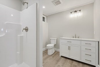 35R-37L Poquanticut Ave