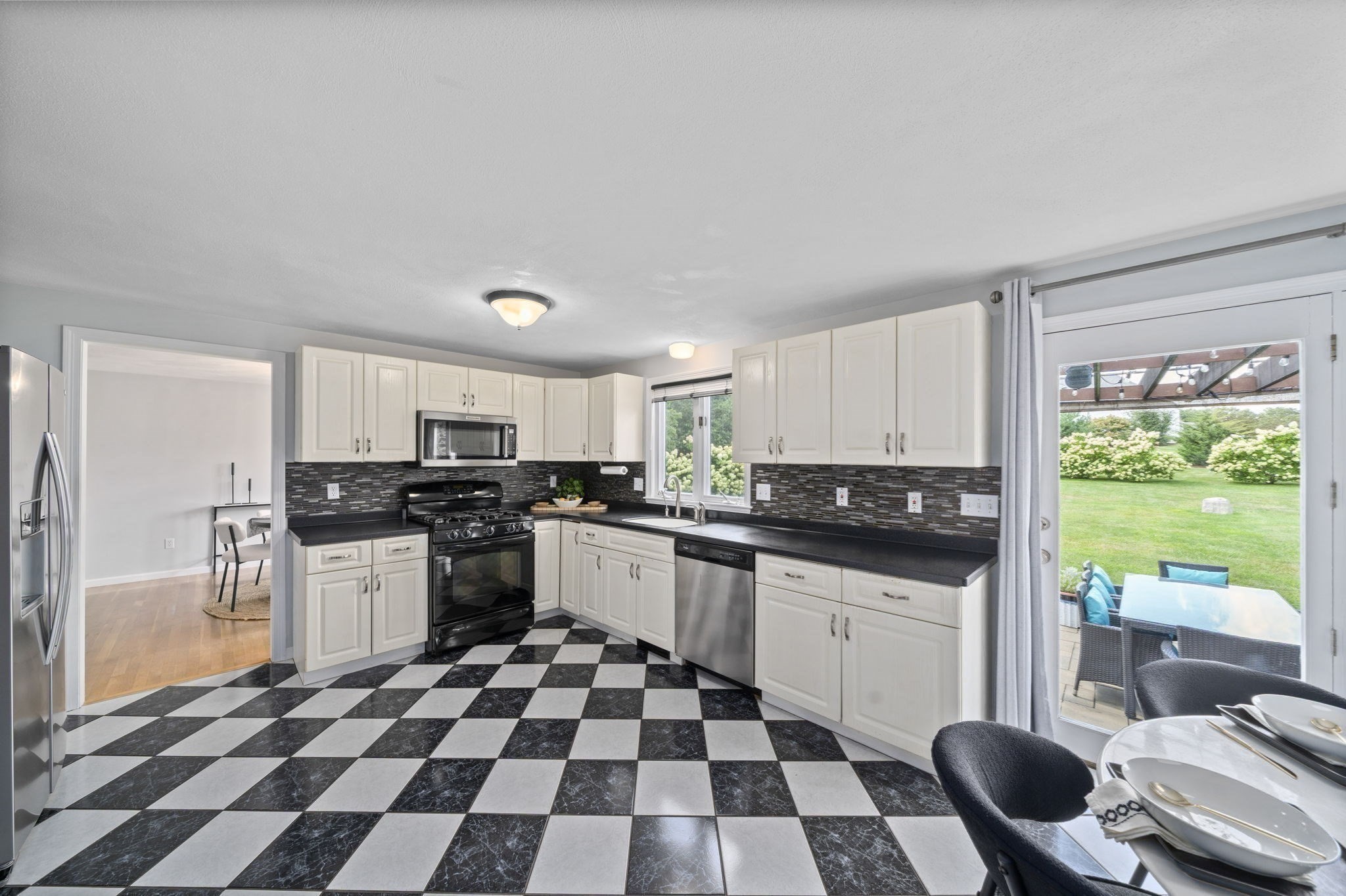 27 Sparrow Rd