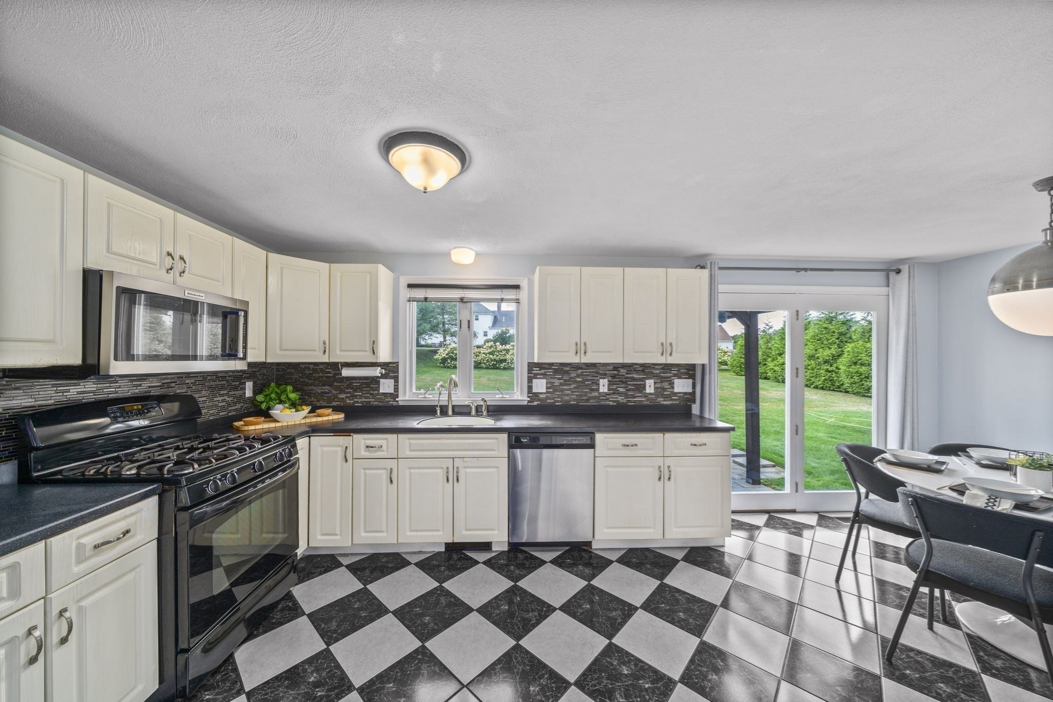 27 Sparrow Rd