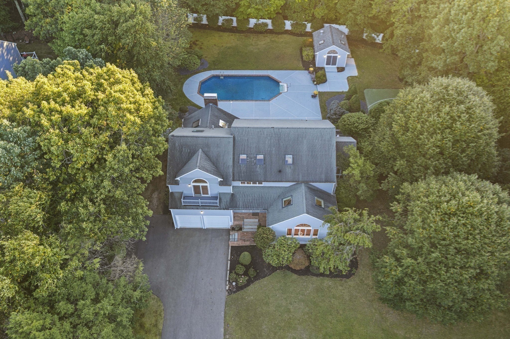 42 Magnolia Rd