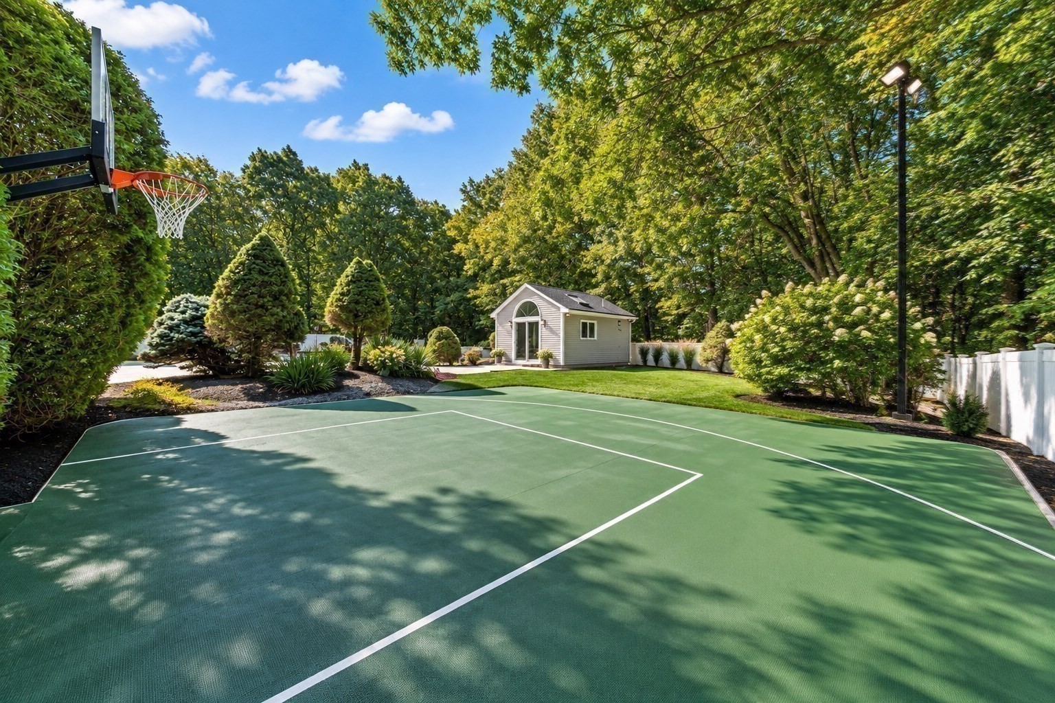 42 Magnolia Rd