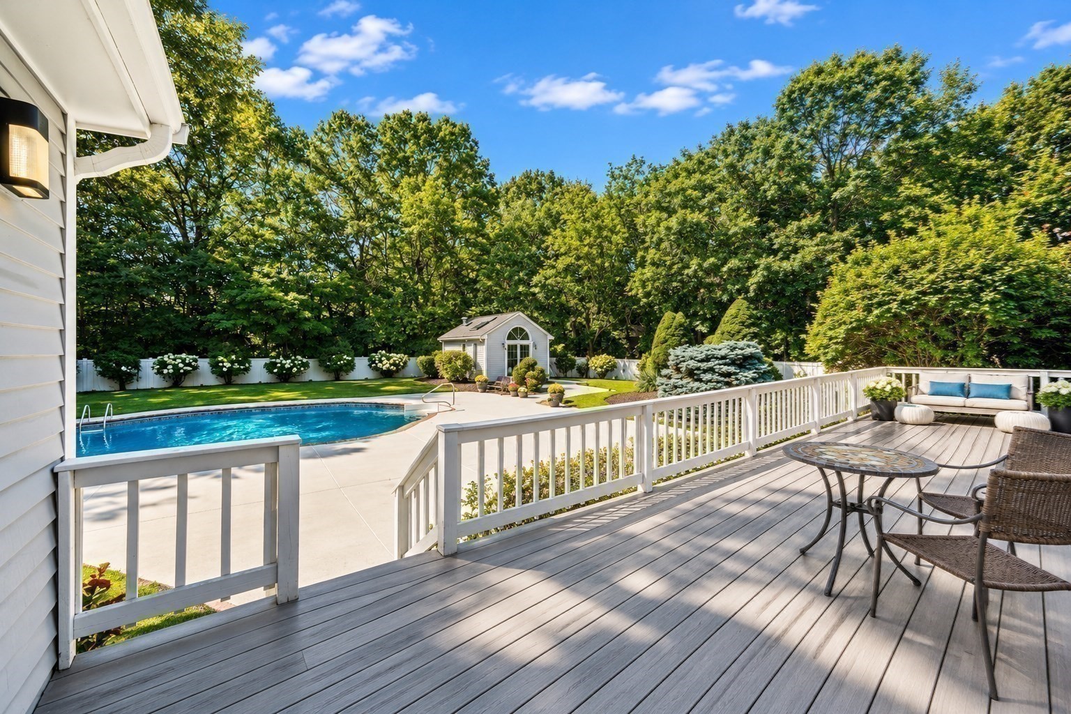 42 Magnolia Rd