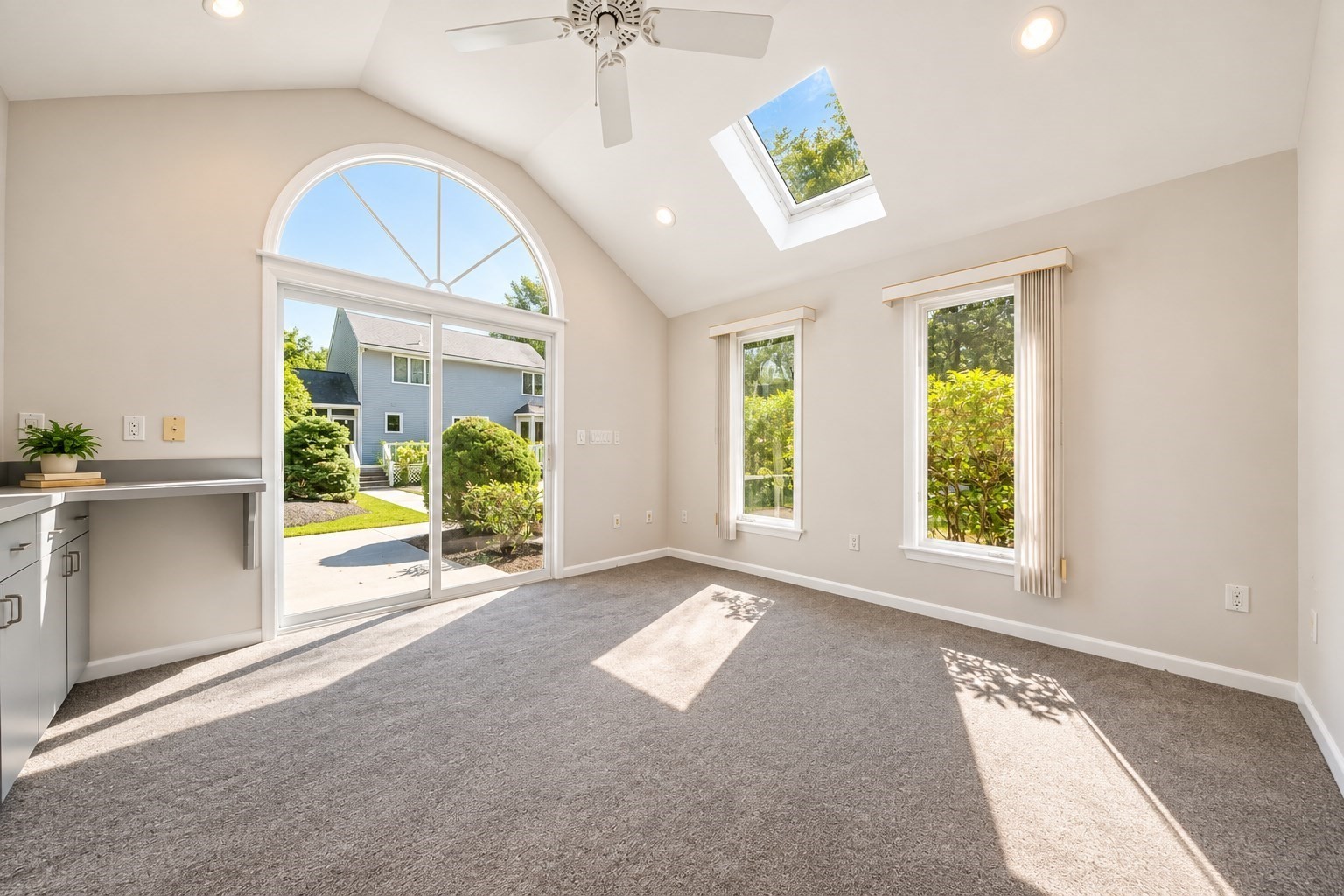 42 Magnolia Rd