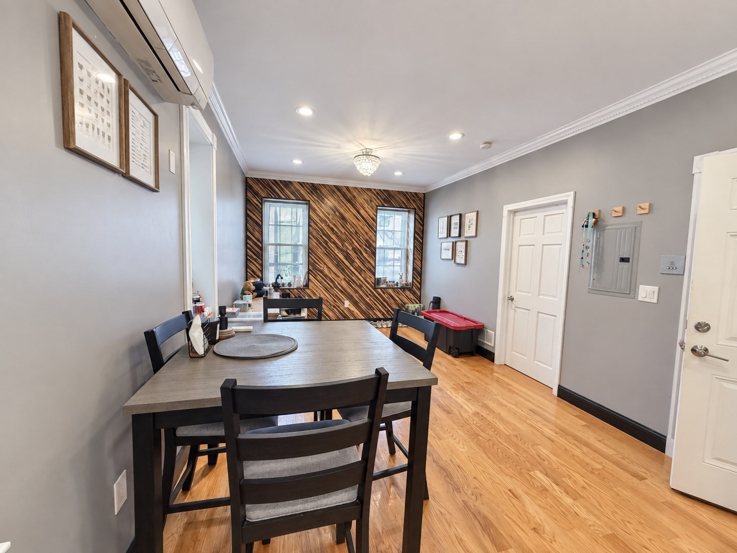 63 Frankfort # 2F