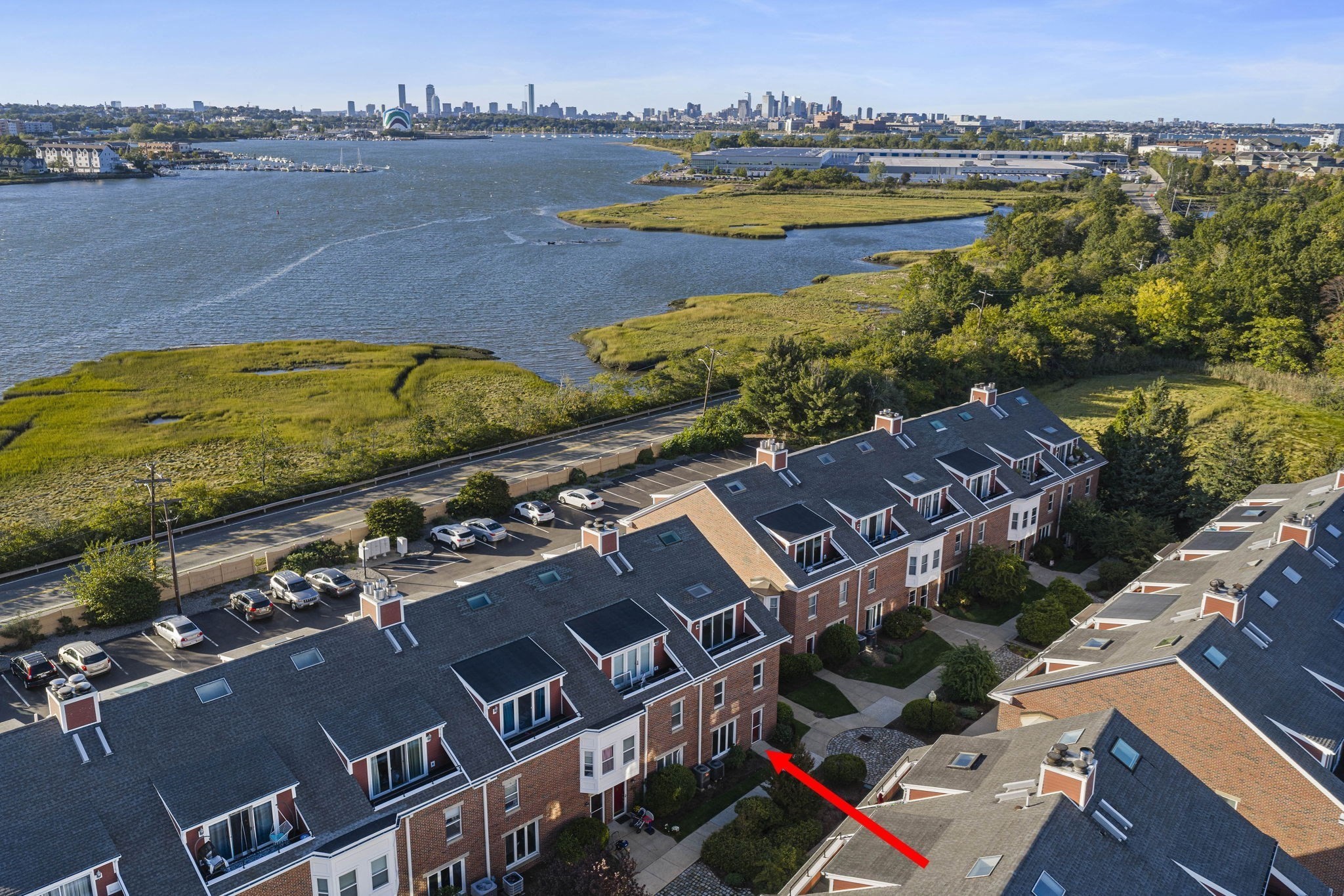 160 Quincy Shore Dr Unit: 106