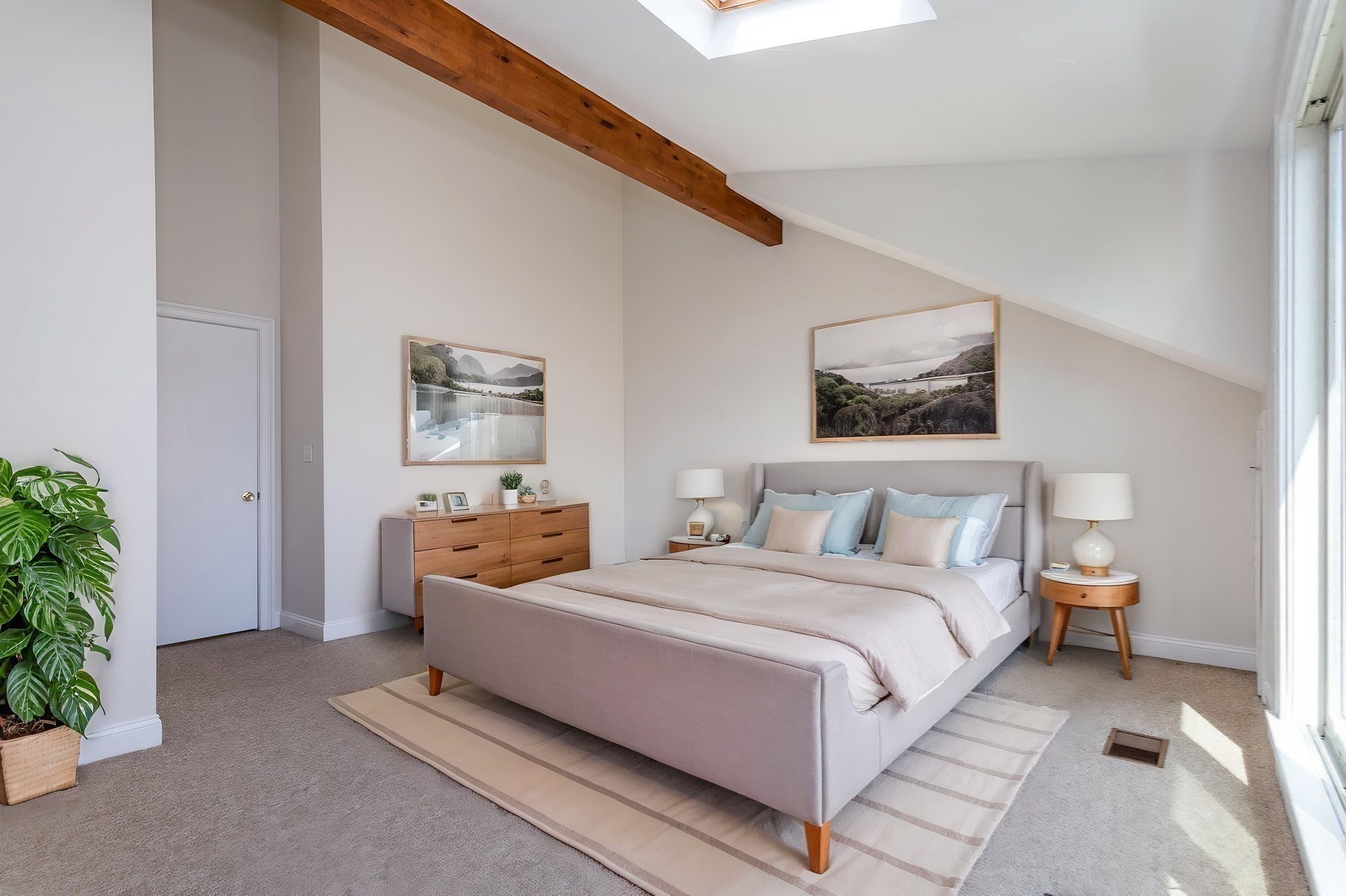 160 Quincy Shore Dr Unit: 106
