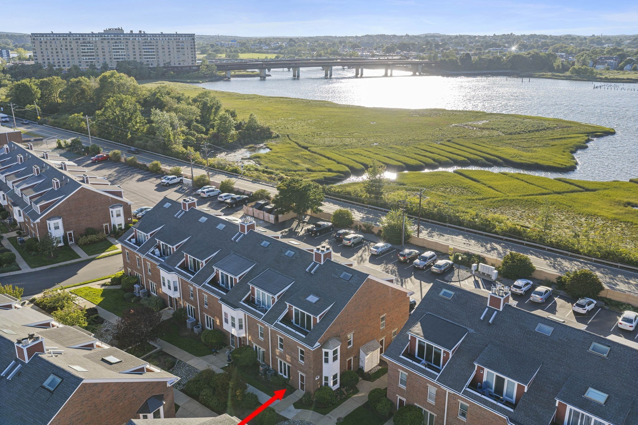 160 Quincy Shore Dr Unit: 106
