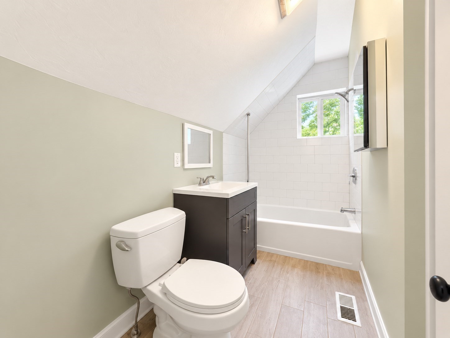 39 Van Buren St # 39