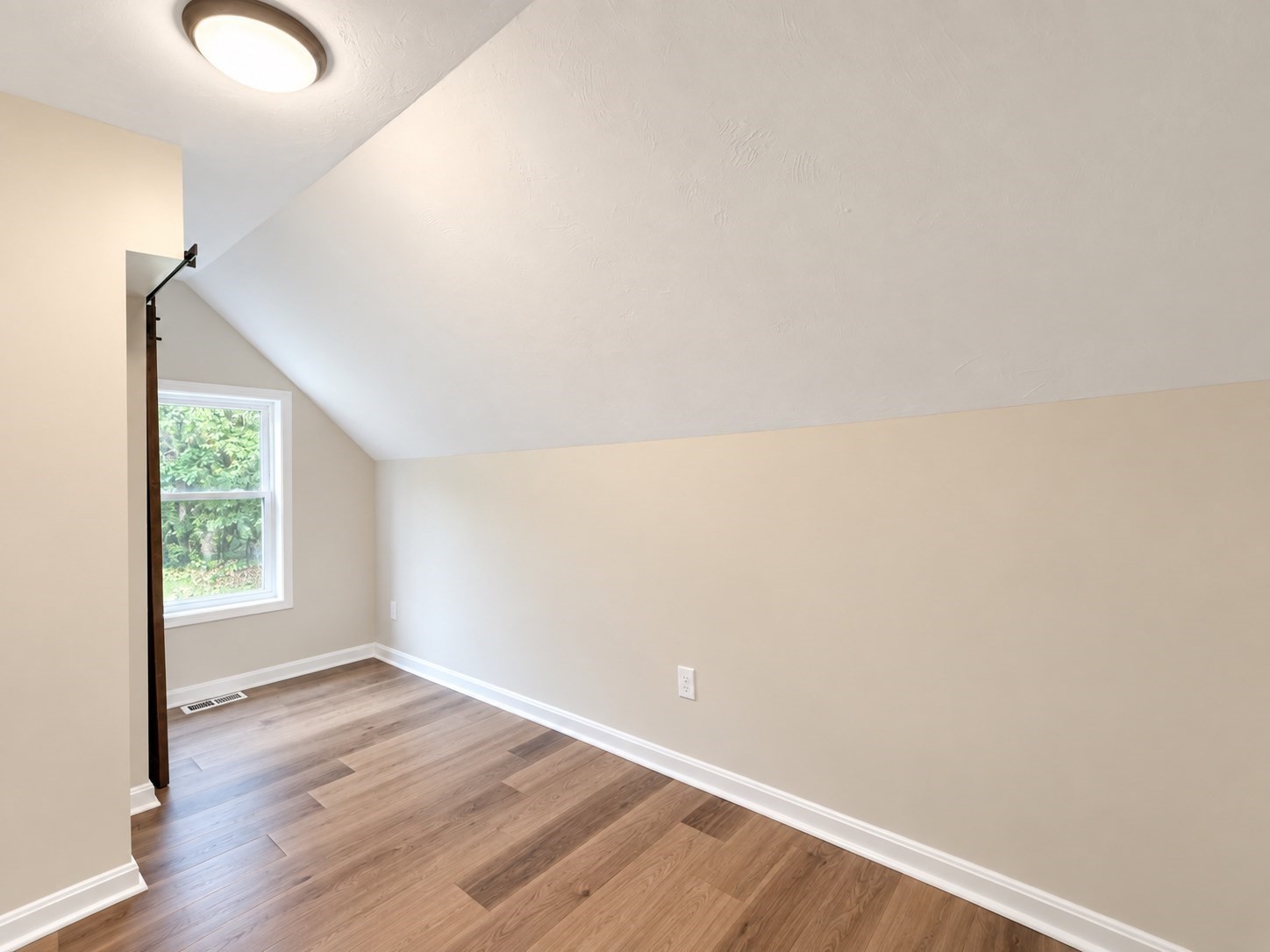 39 Van Buren St # 39
