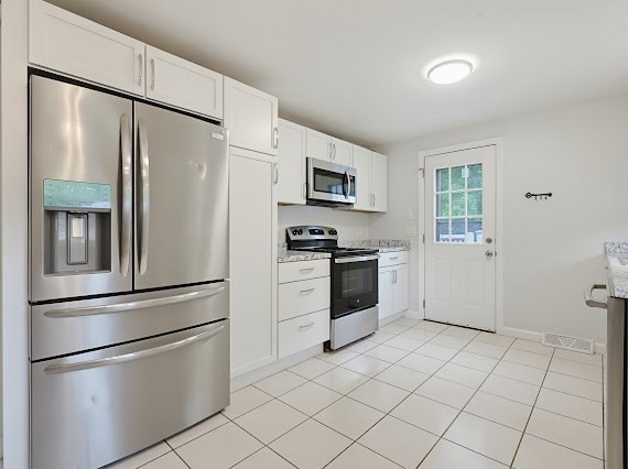 22 Poskus St