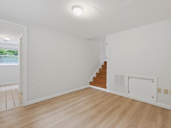 22 Poskus St