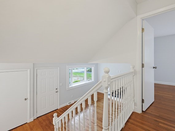 22 Poskus St