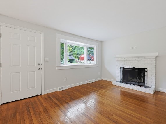 22 Poskus St