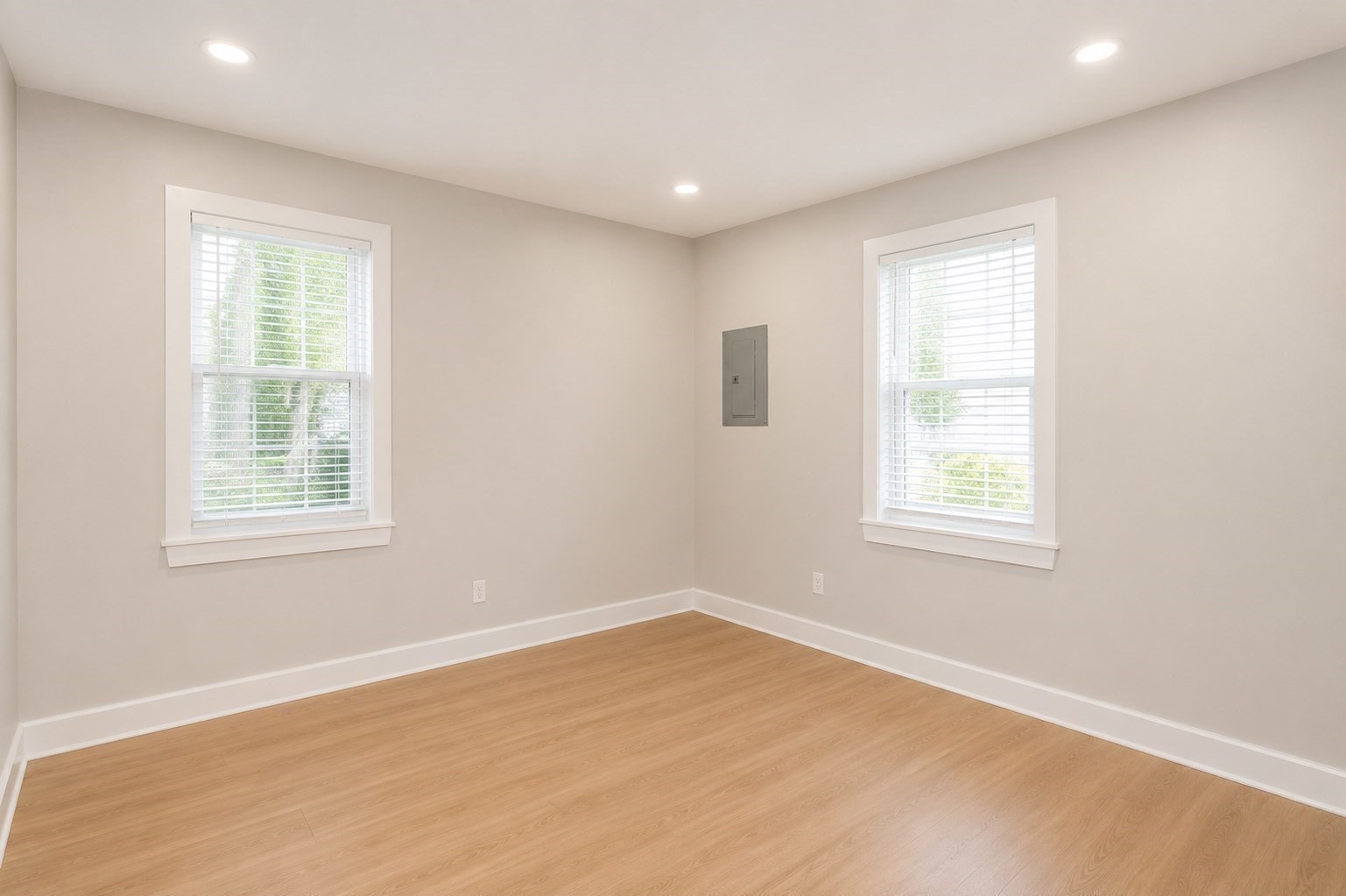 19 Rayburn Rd