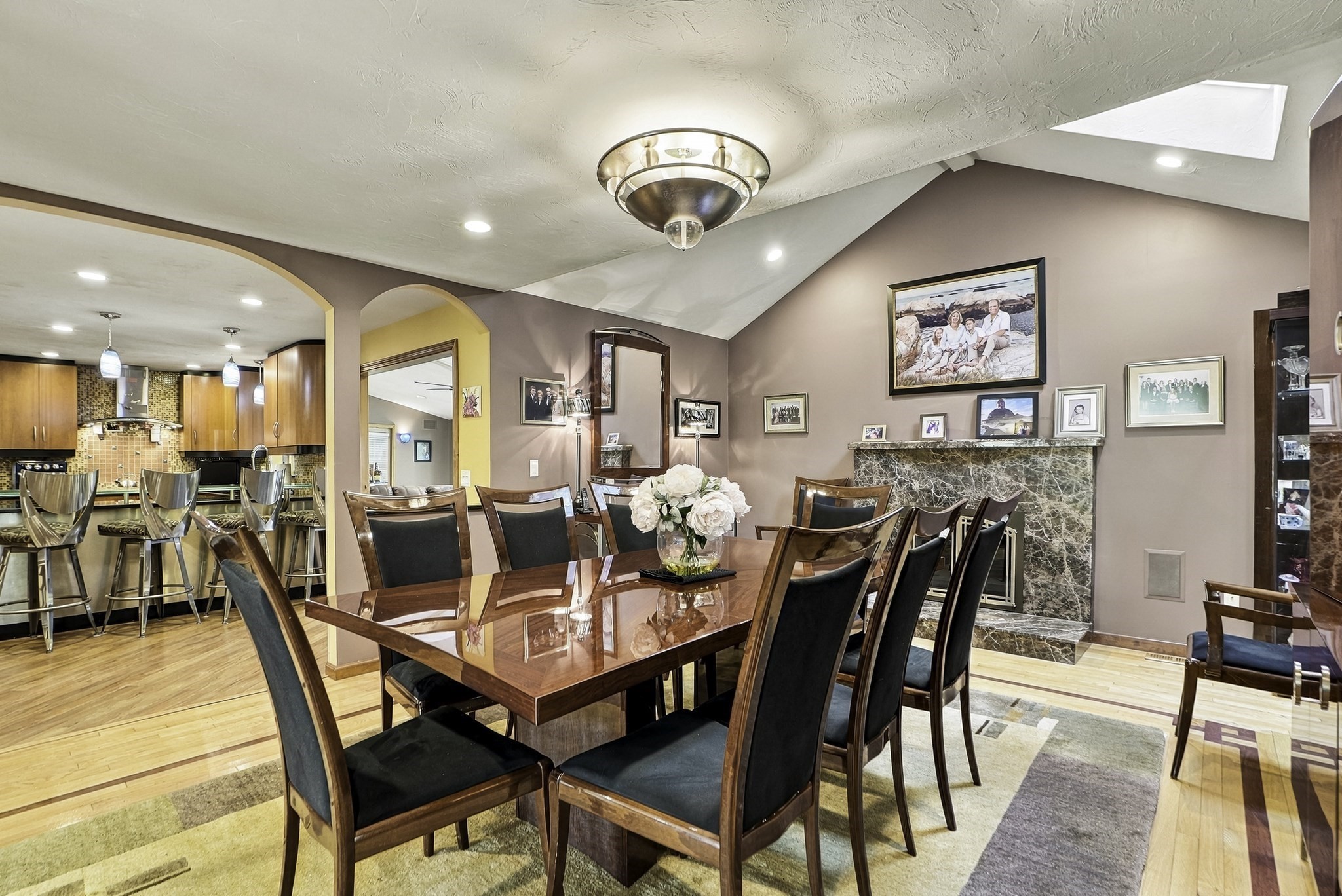 8 Hearthridge Dr
