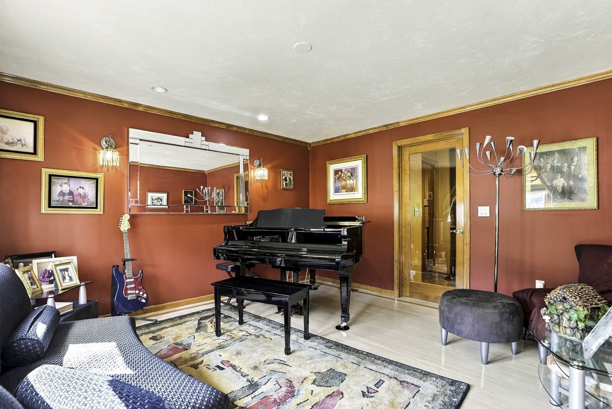 8 Hearthridge Dr