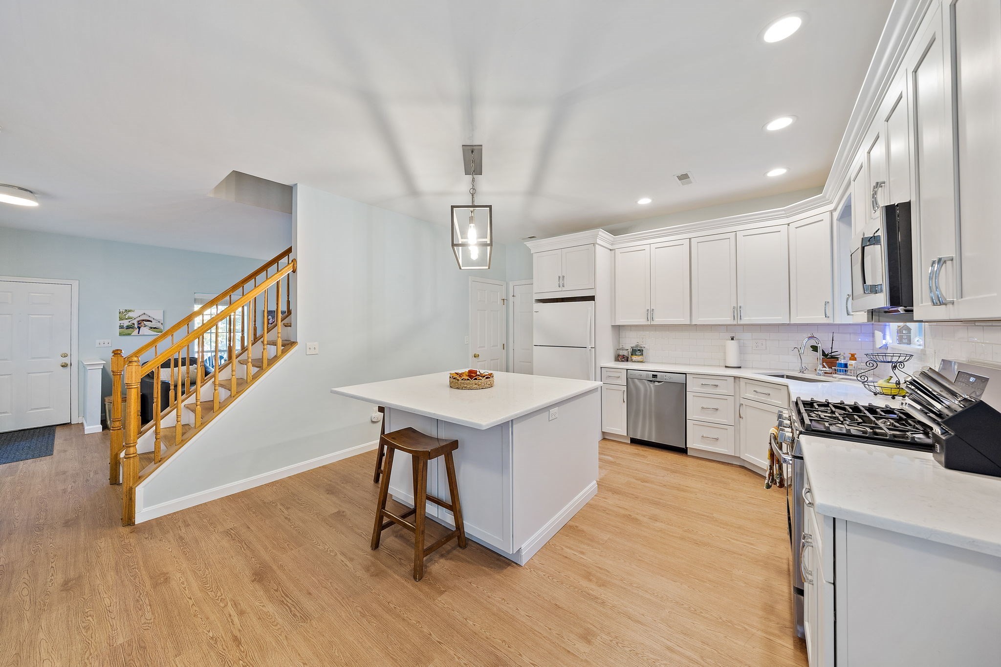 7 Ouimet Ln