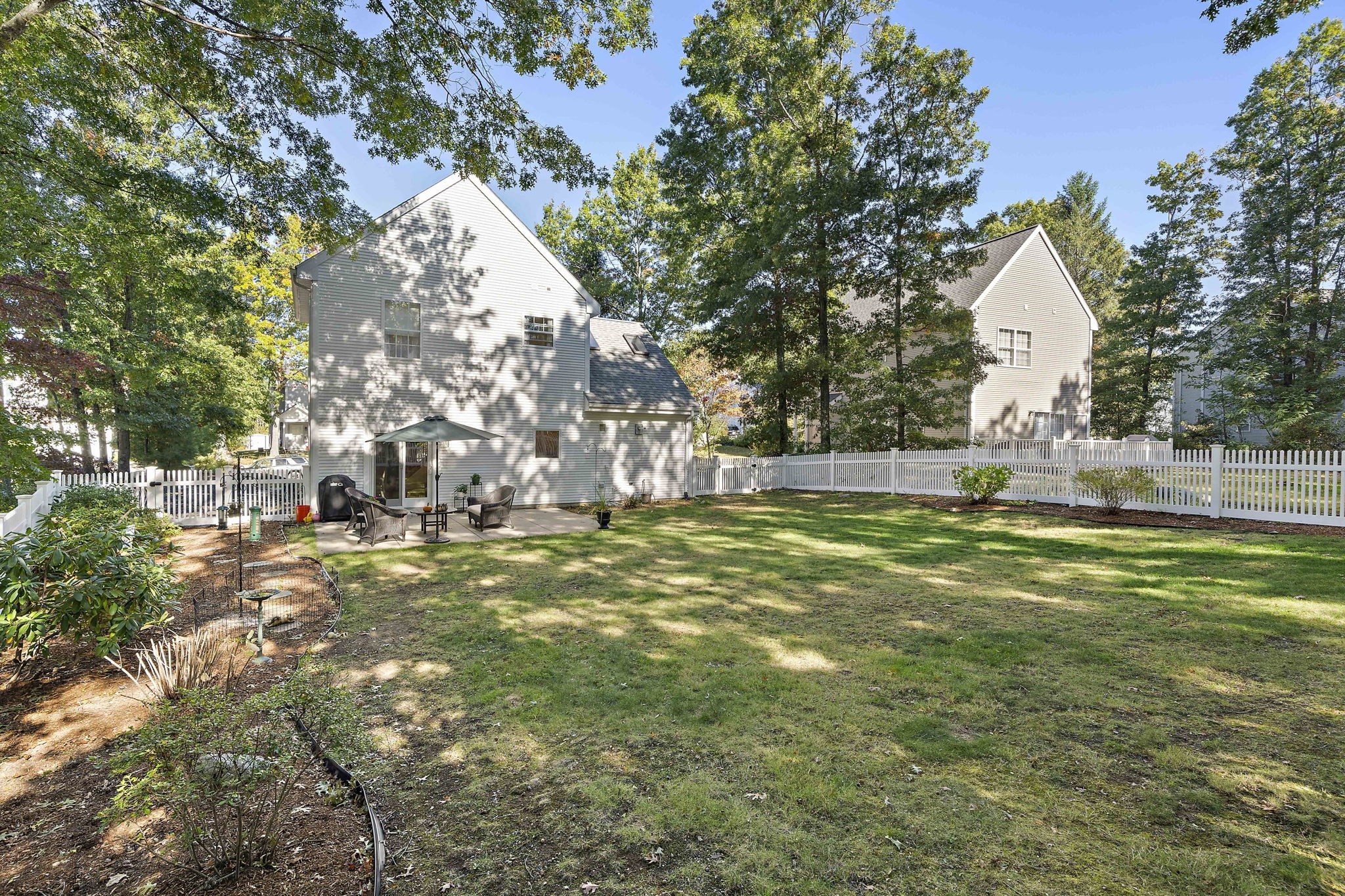7 Ouimet Ln