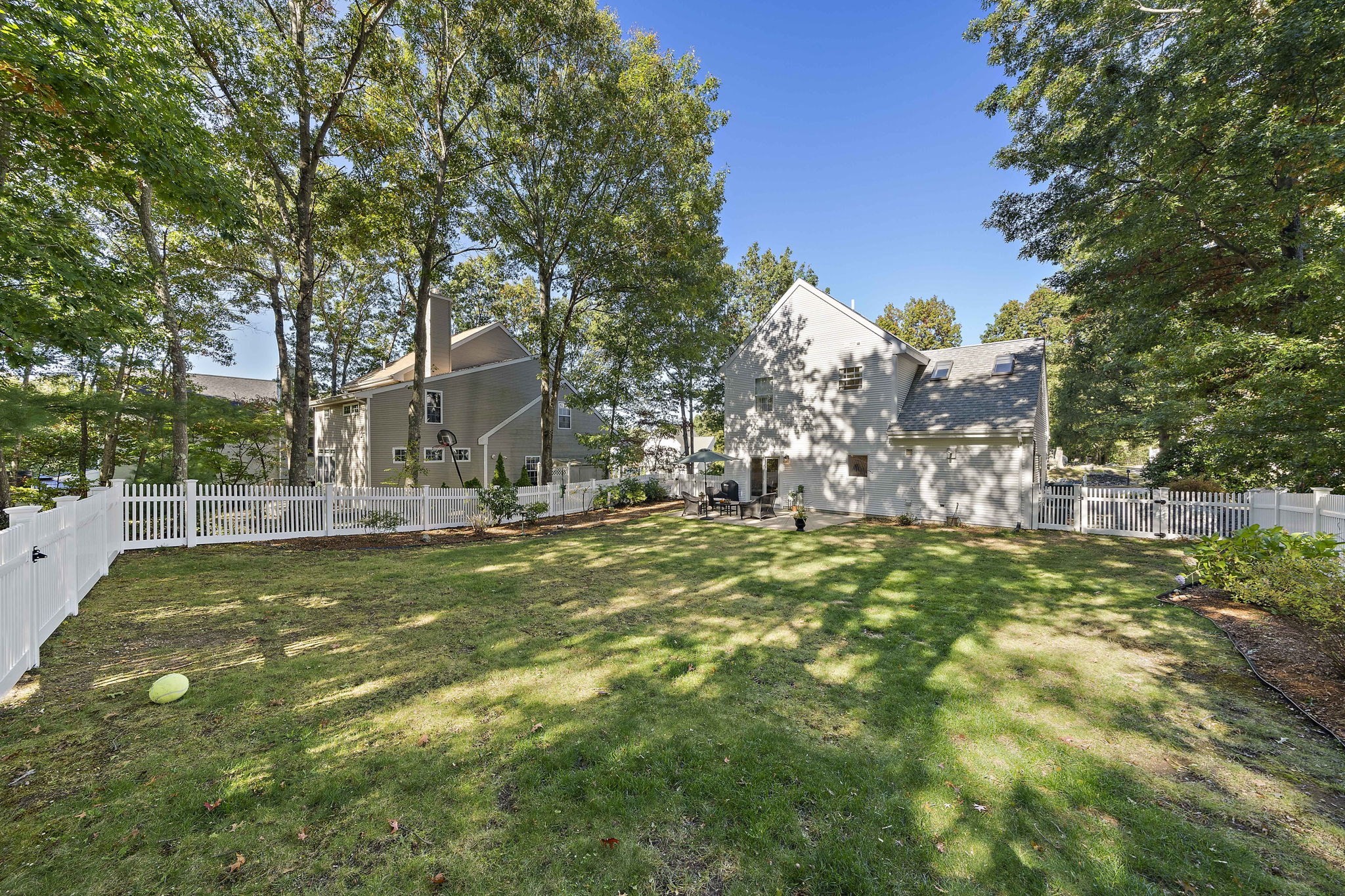 7 Ouimet Ln