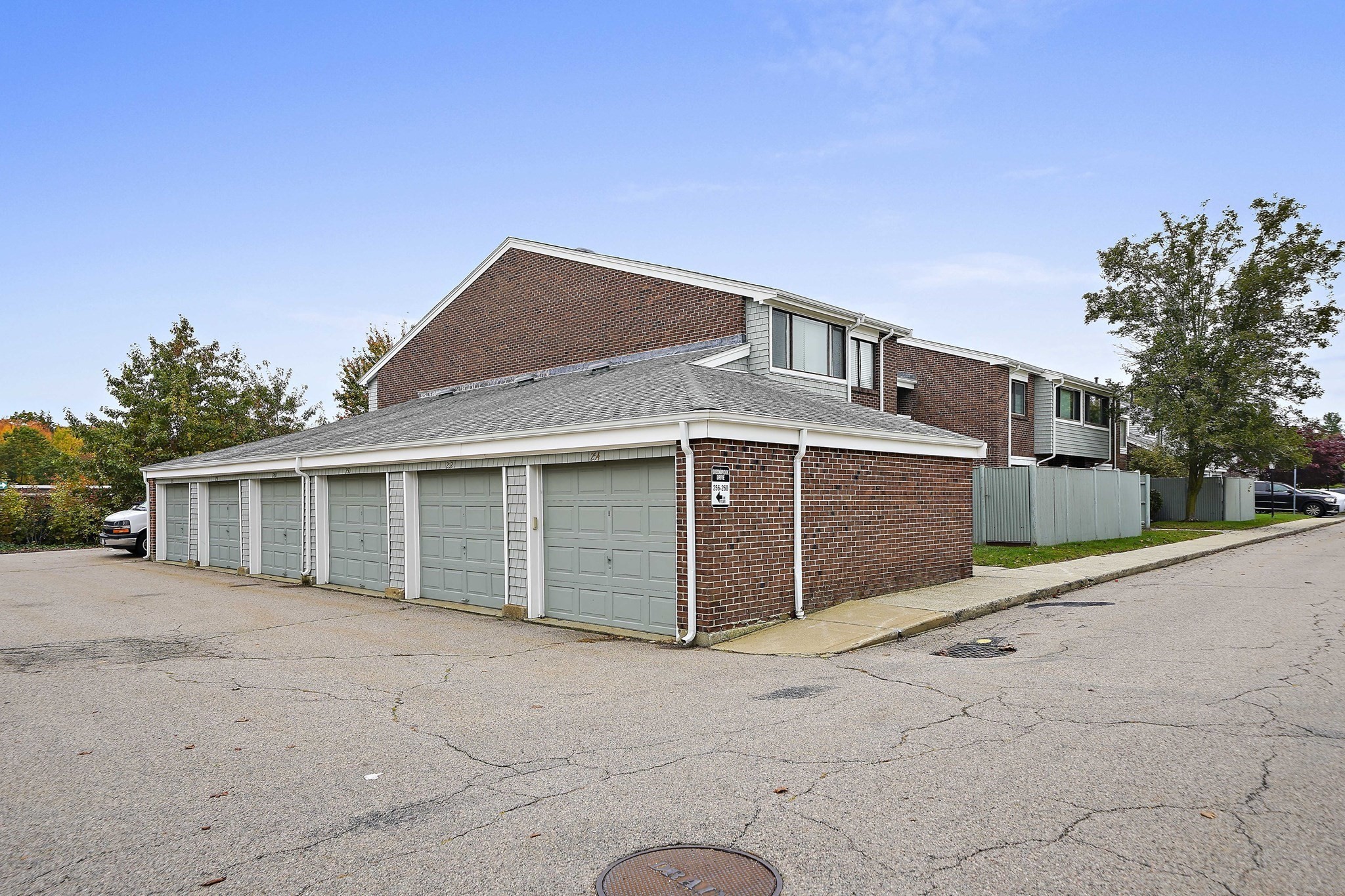 258 Greenbrook Dr # 258