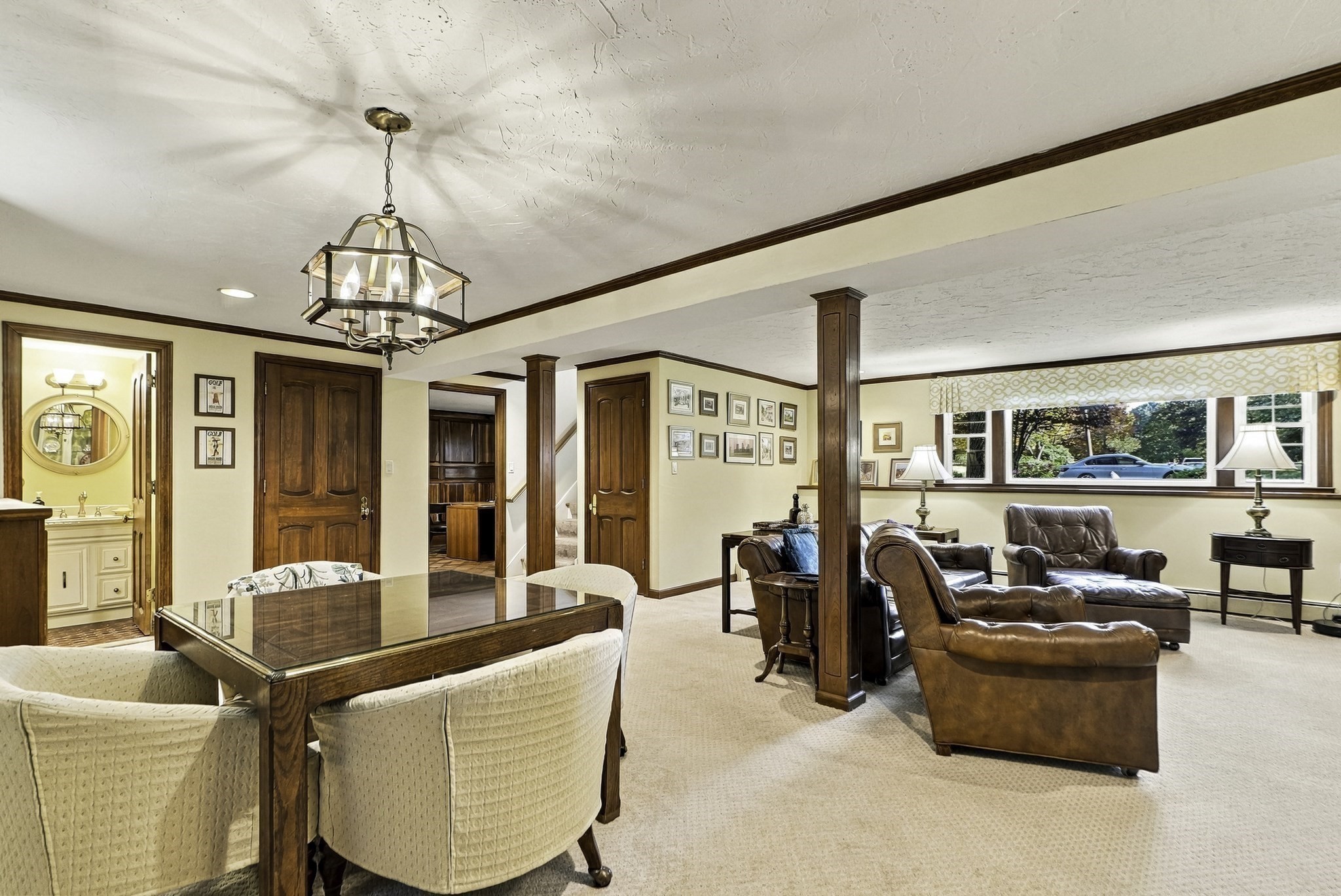 5 Surrey Ln
