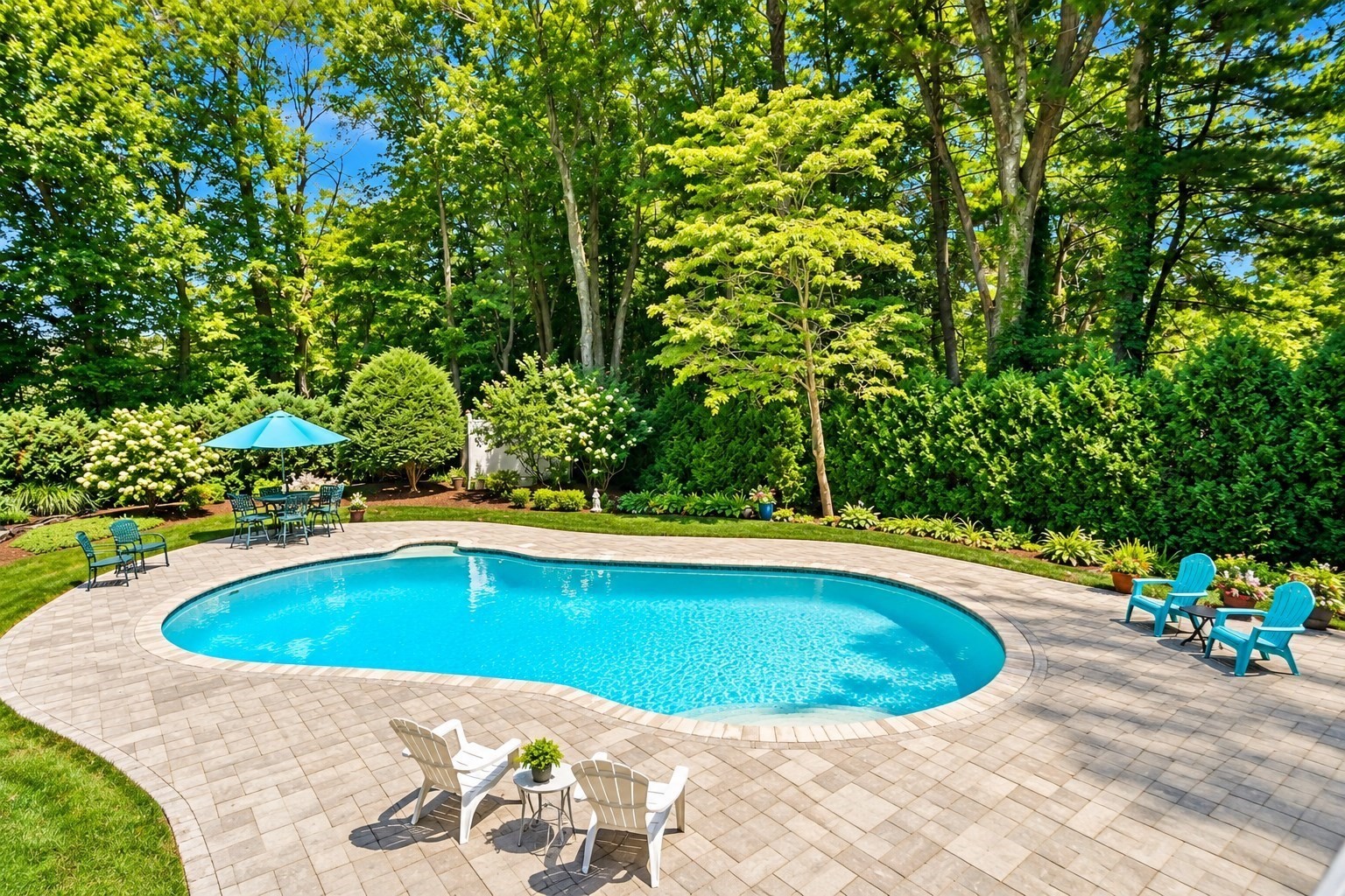 5 Surrey Ln