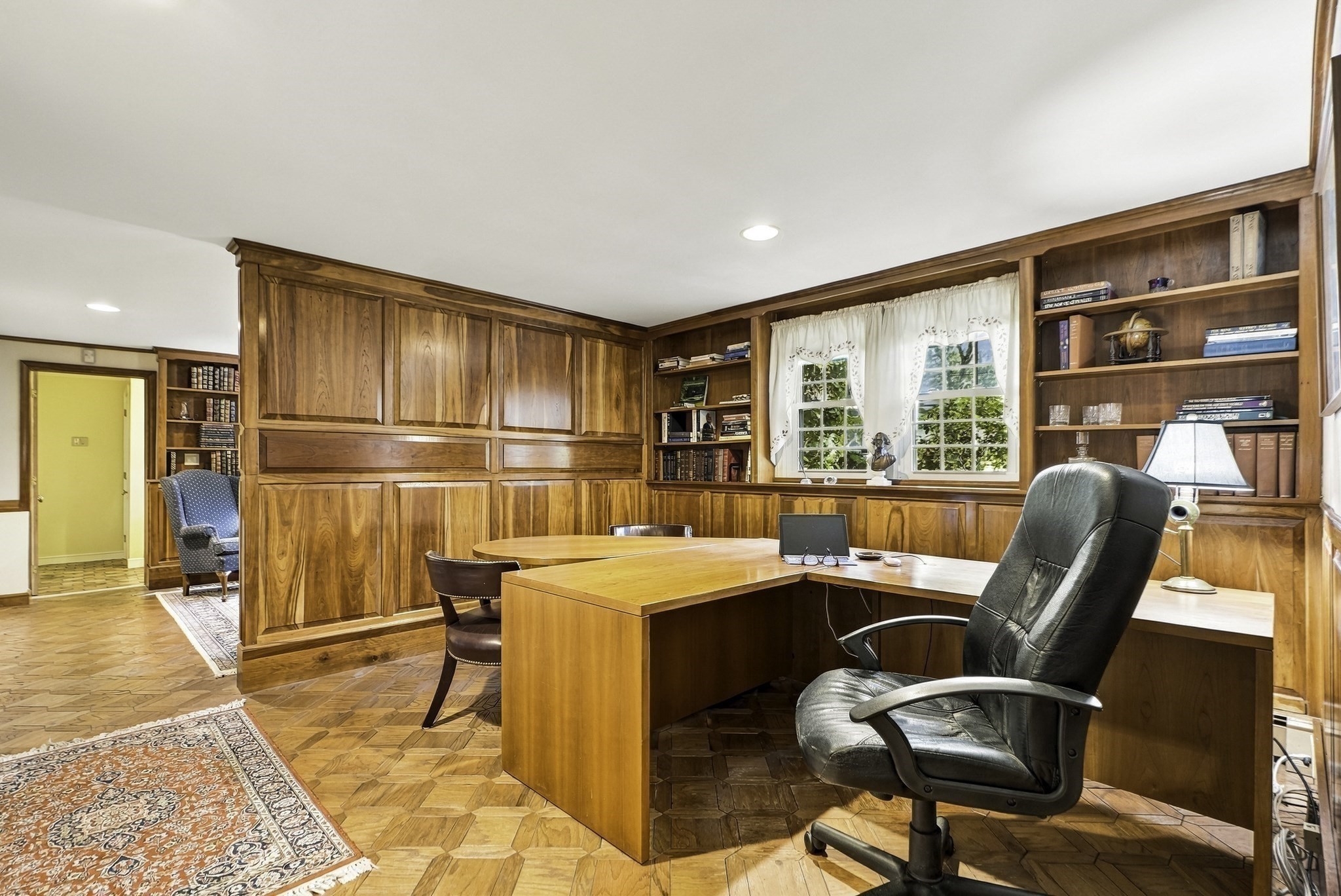 5 Surrey Ln