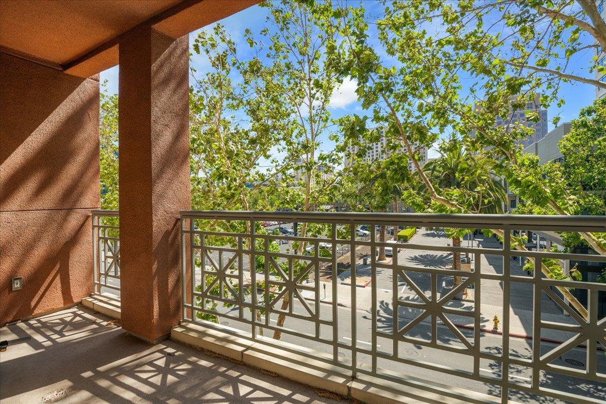 130 E San Fernando Street Unit: 404