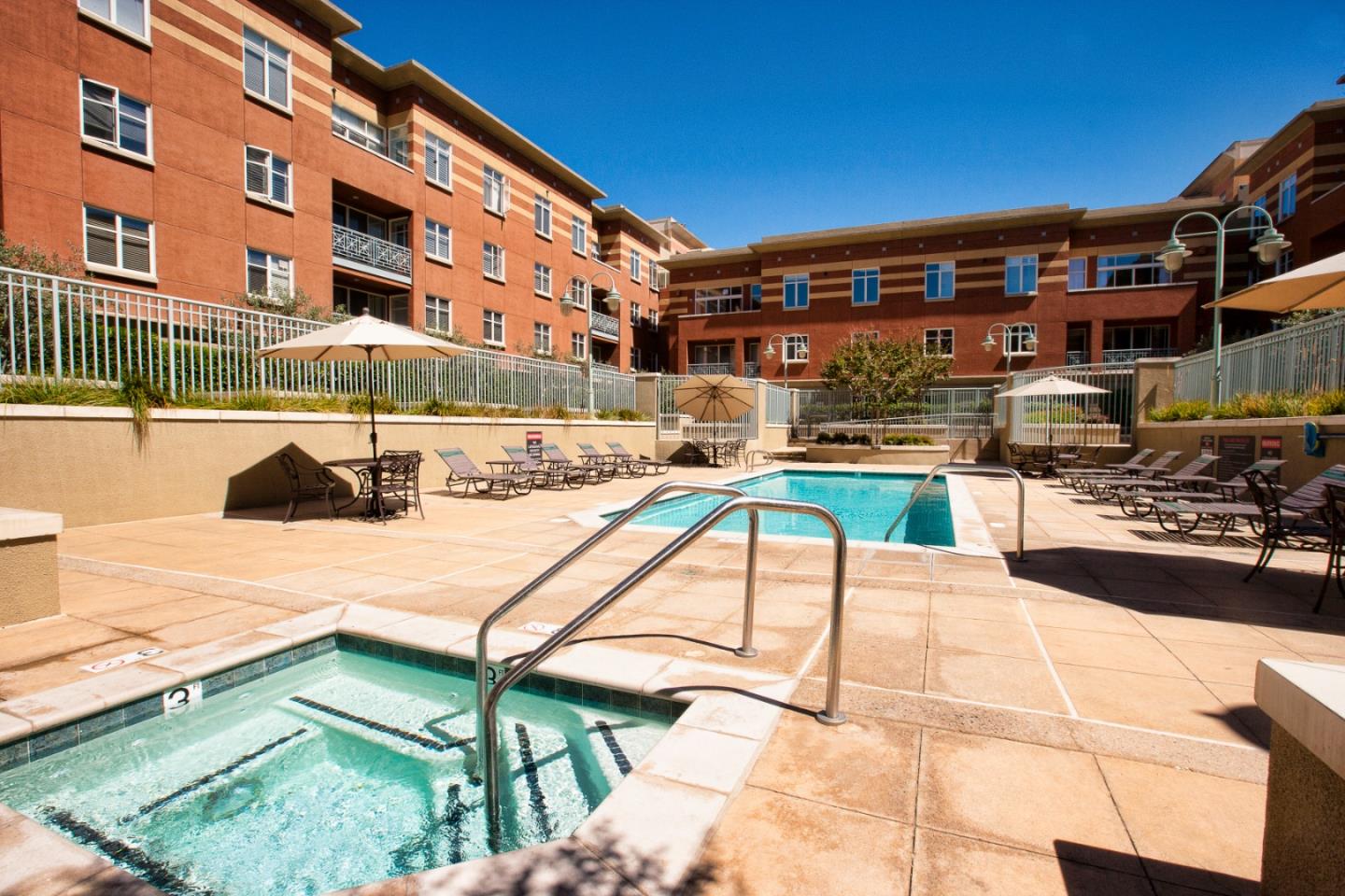 130 E San Fernando Street Unit: 404