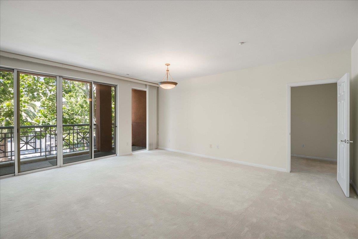 130 E San Fernando Street Unit: 404