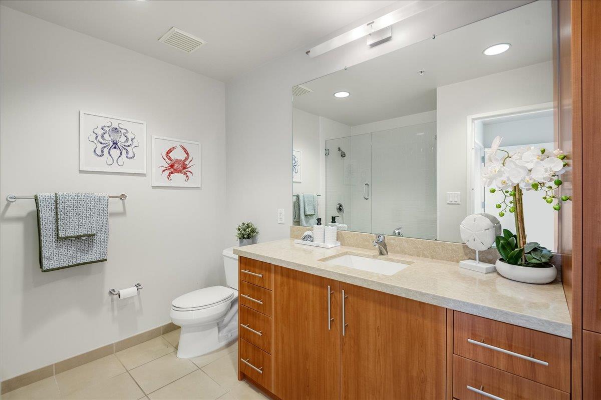 38 N Almaden BLVD 1411