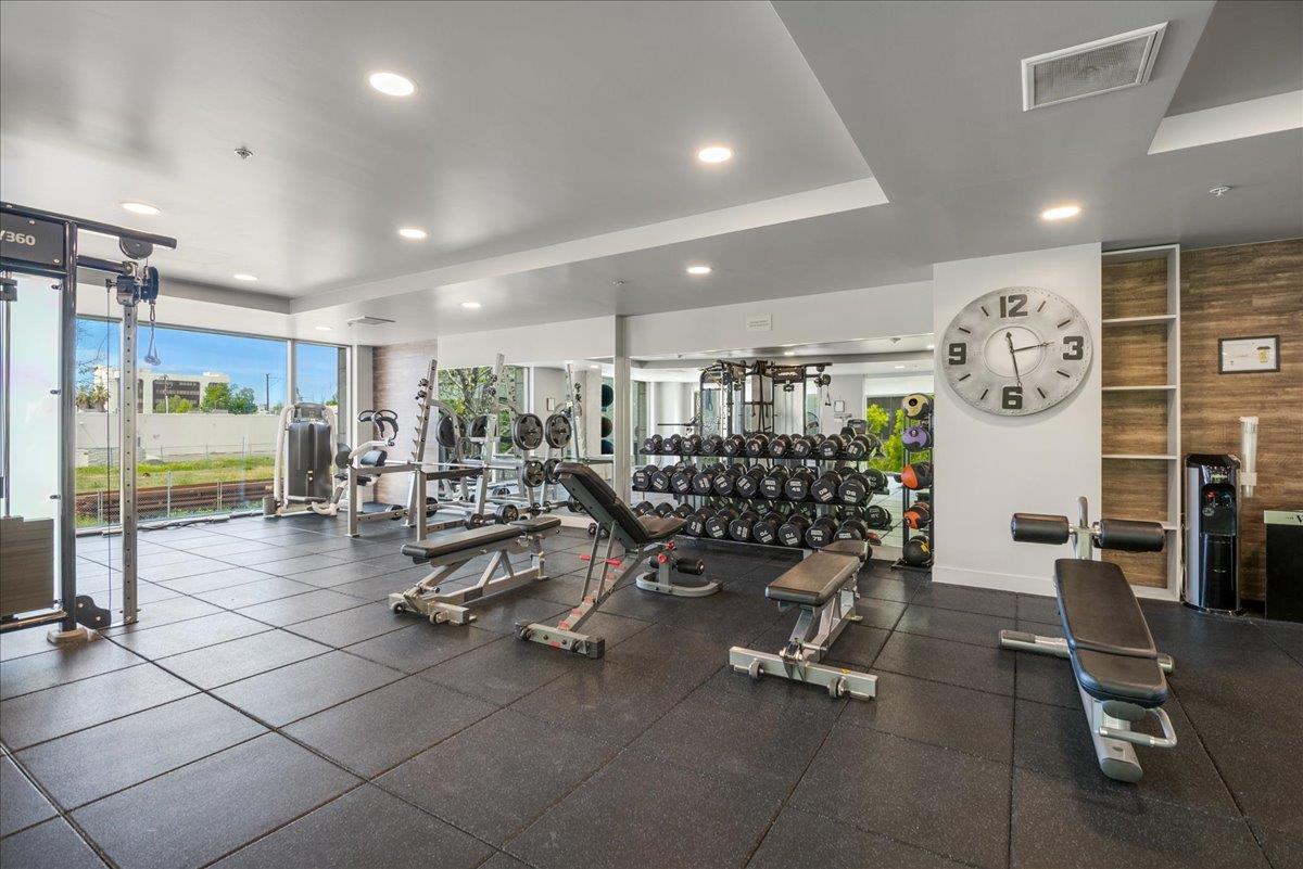 38 N Almaden BLVD 1411