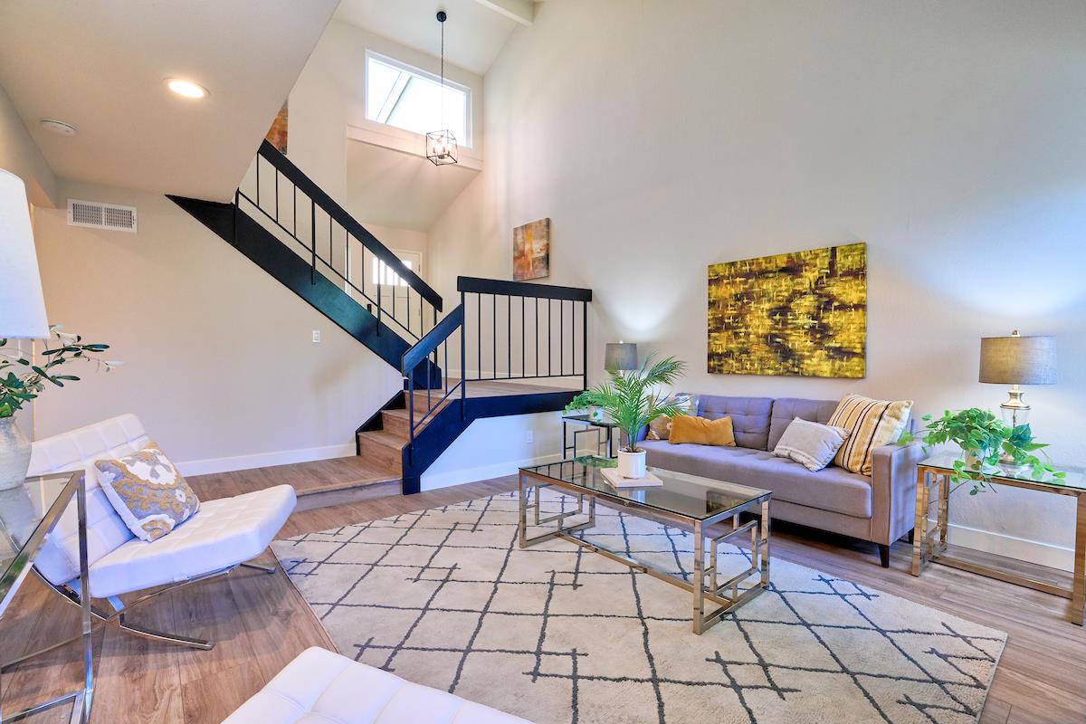 6658 Copperwood CIR