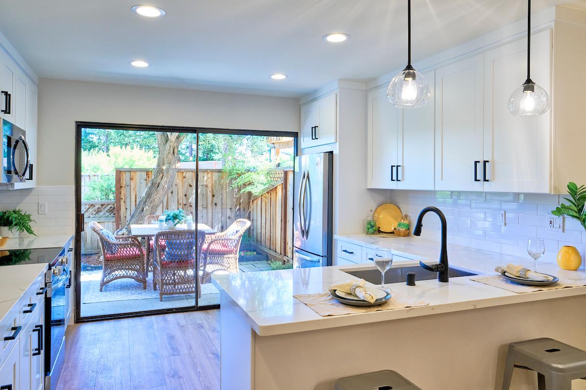 6658 Copperwood CIR