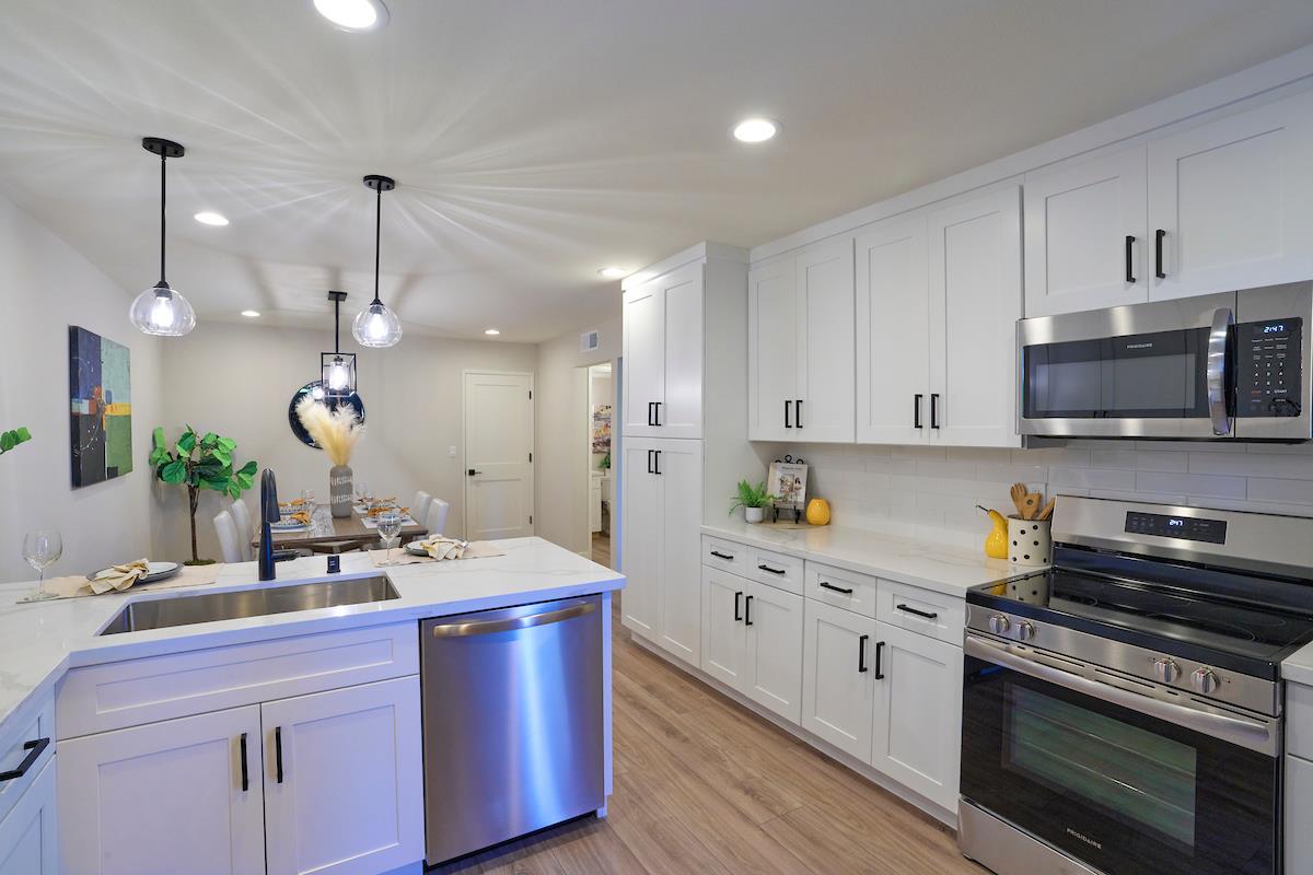 6658 Copperwood CIR