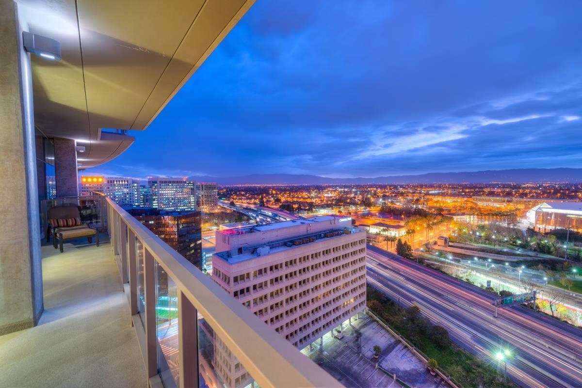 38 N Almaden BLVD 2209